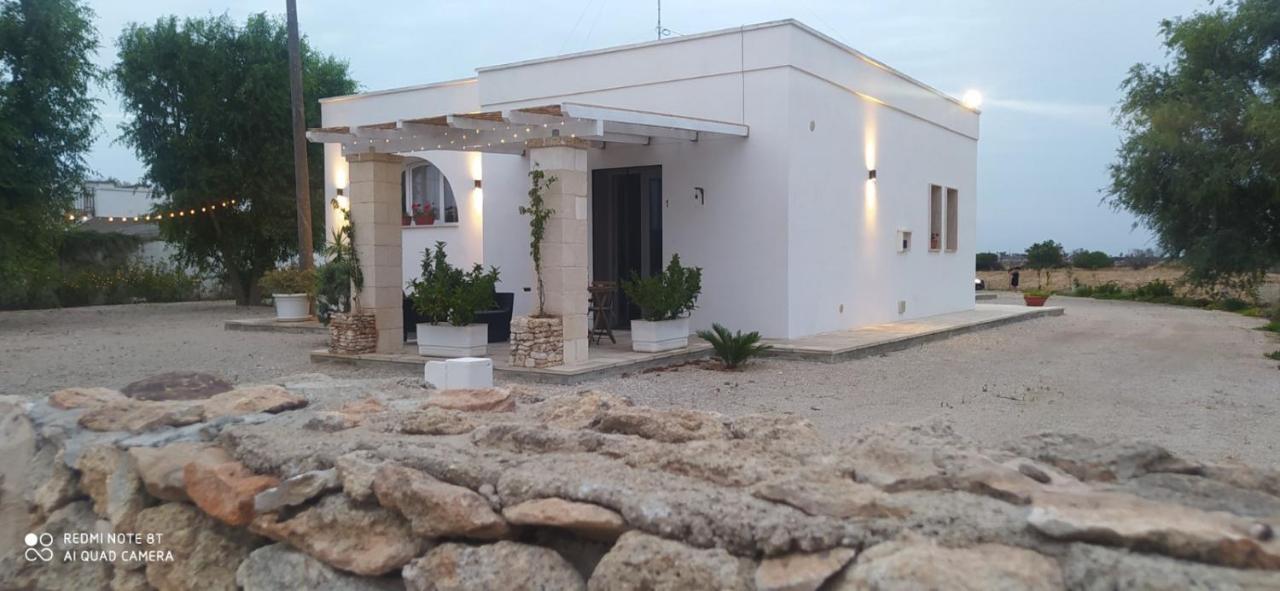 Dimora Monsignore Torre Lapillo Exterior photo